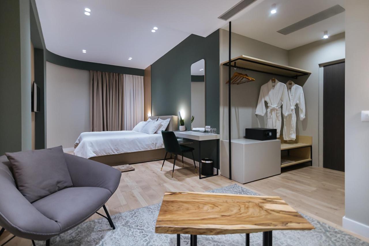 Park Plazza Hotell Korça Exteriör bild