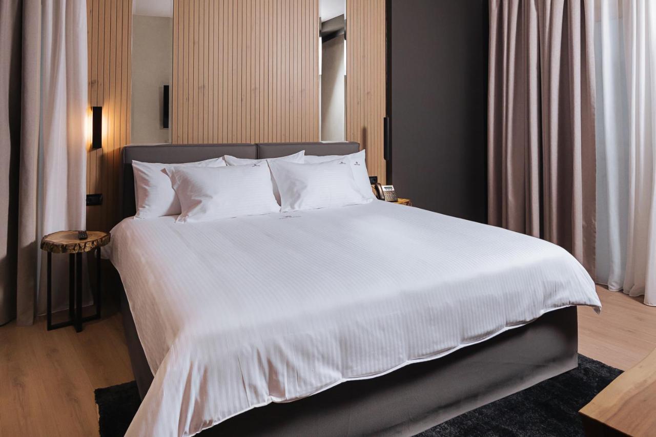 Park Plazza Hotell Korça Exteriör bild