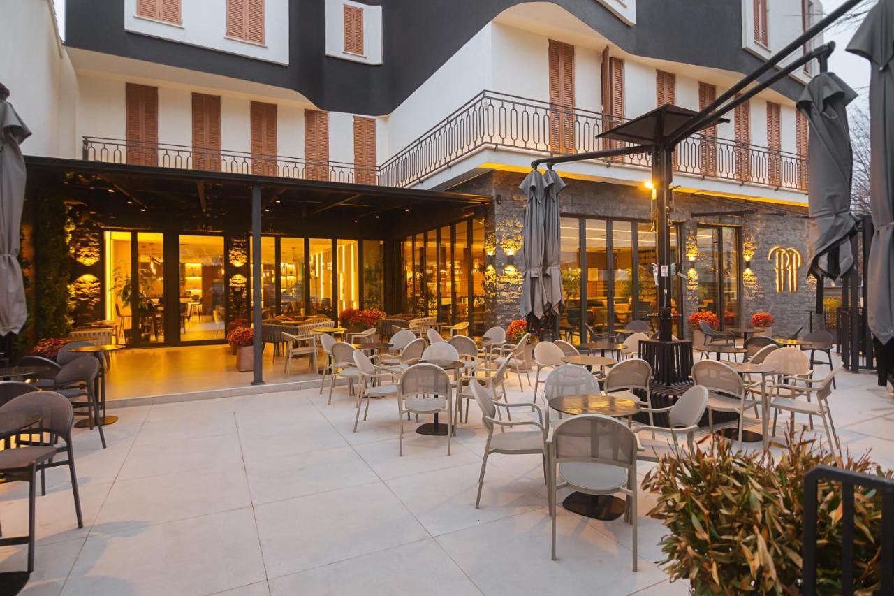 Park Plazza Hotell Korça Exteriör bild