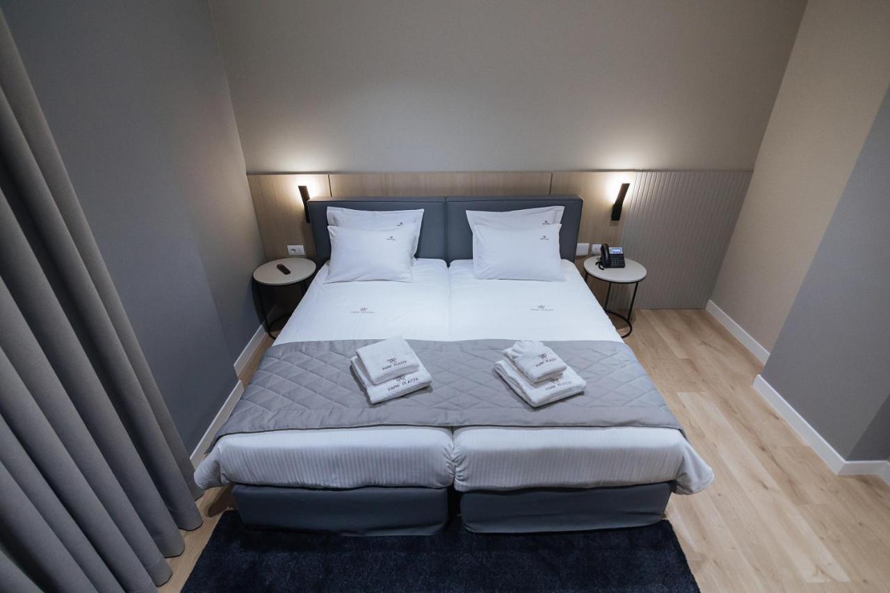 Park Plazza Hotell Korça Exteriör bild