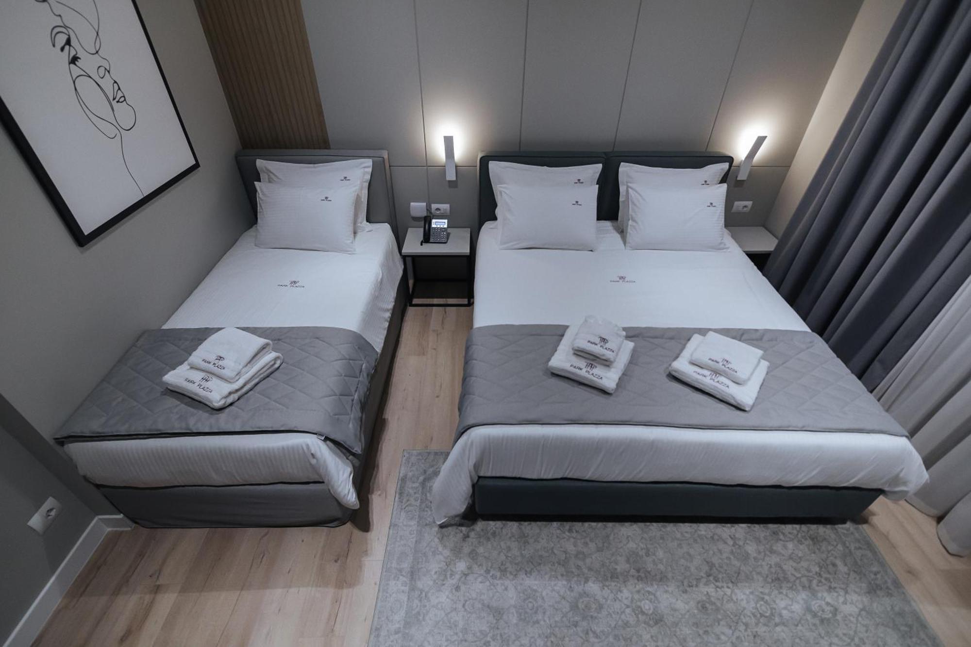 Park Plazza Hotell Korça Exteriör bild