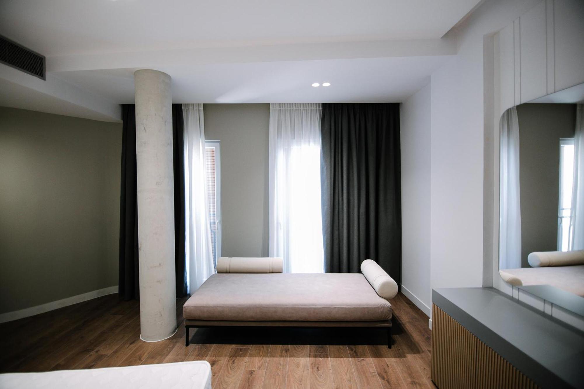 Park Plazza Hotell Korça Exteriör bild